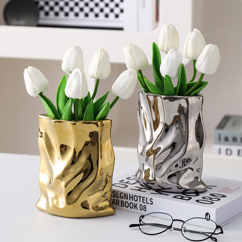 Nordic Ceramic Irregular Vase  - Home Office Form 评论和价格